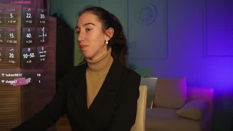 Bella online show from 11.14.25