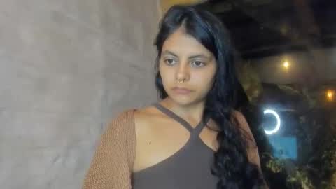 Snapshot of bellezacosmica chatting on 04.28.26 bellezacosmica online show from 04.28.26