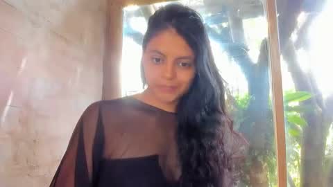 Snapshot of bellezacosmica chatting on 05.14.26 bellezacosmica online show from 05.14.26