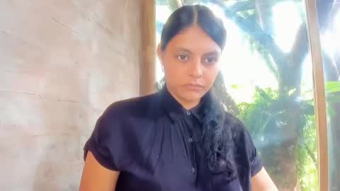 Snapshot of bellezacosmica chatting on 05.27.26 bellezacosmica online show from 05.27.26
