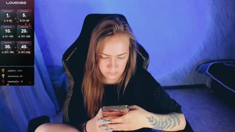 Your Annabelle Wolf  online show from 02.05.25