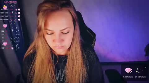 Your Annabelle Wolf  online show from 10.16.25