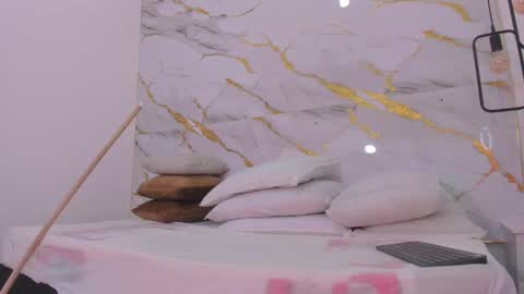 Bellota Flak online show from 02.03.25