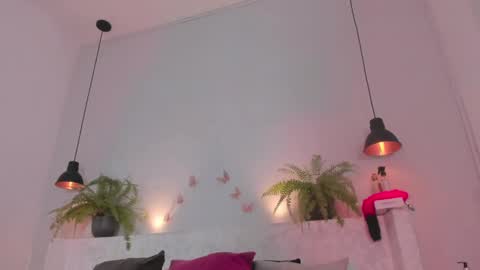 Bellota Flak online show from 09.22.25