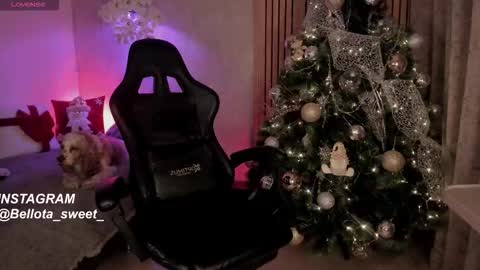 Snapshot of bellota_sweet chatting on 12.03.25 Bella online show from 12.03.25