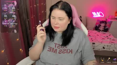 LinaBoo online show from 02.08.26