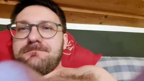 Snapshot of ben00189 chatting on 01.14.25 ben00189 online show from 01.14.25