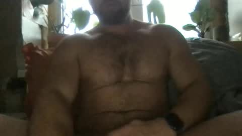 Snapshot of bencurve chatting on 11.23.25 bencurve online show from 11.23.25