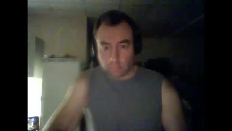 Snapshot of bengi1984 chatting on 12.30.24 Robert  1984 online show from 12.30.24