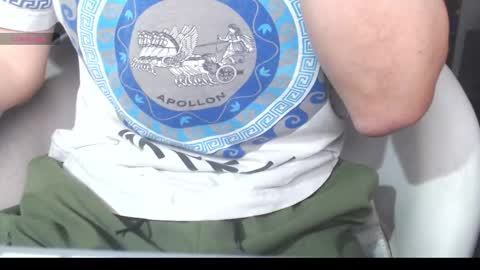 Snapshot of benijamin chatting on 01.11.26 benijamin online show from 01.11.26