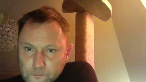 Snapshot of benizio_ chatting on 12.31.24 benizio online show from 12.31.24