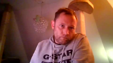 Snapshot of benizio_ chatting on 01.02.25 benizio online show from 01.02.25