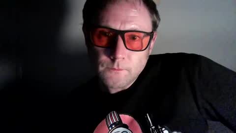 Snapshot of benizio_ chatting on 09.24.25 benizio online show from 09.24.25