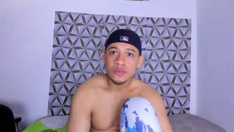 Benjamin online show from 05.08.26