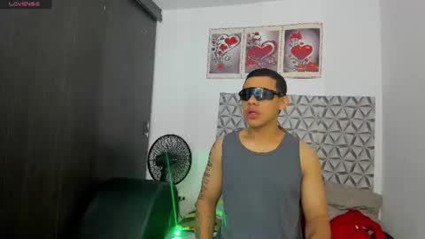 Benjamin online show from 06.08.26