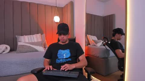 BENJAMIN online show from 05.29.26