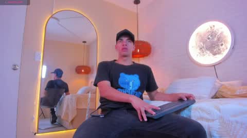 BENJAMIN online show from 06.06.26