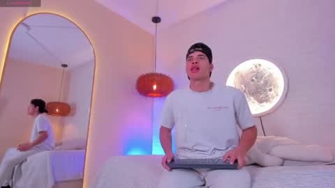 BENJAMIN online show from 06.07.26