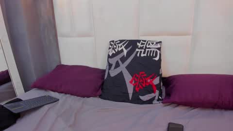 bennett_alejoo online show from 10.03.25