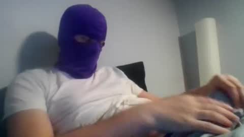 Snapshot of bennybueno chatting on 07.27.26 bennybueno online show from 07.27.26
