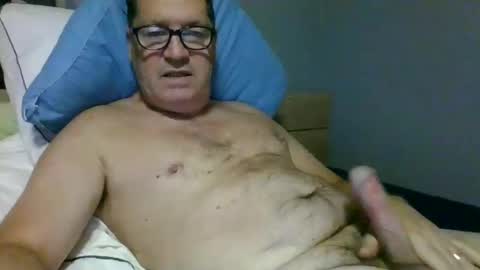 Snapshot of bennybutterfly007 chatting on 12.03.24 bennybutterfly007 online show from 12.03.24