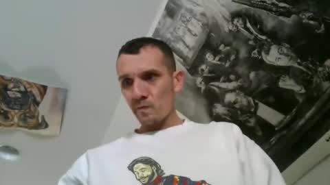 Snapshot of bennymn chatting on 12.22.25 benny and innocentvixon online show from 12.22.25