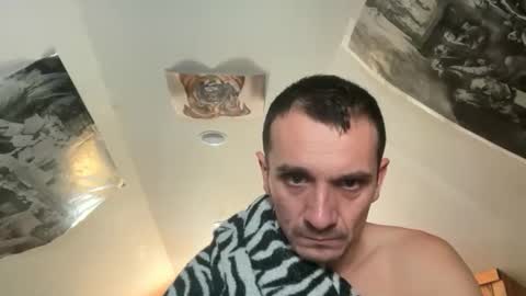 Snapshot of bennymn chatting on 01.09.26 benny and innocentvixon online show from 01.09.26