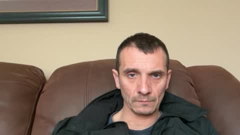 Snapshot of bennymn chatting on 04.10.26 benny and innocentvixon online show from 04.10.26