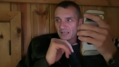 Snapshot of bennymn chatting on 06.21.26 benny and innocentvixon online show from 06.21.26