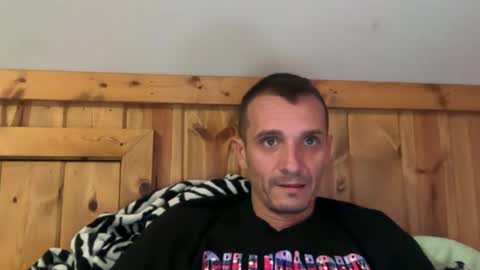 Snapshot of bennymn chatting on 06.28.26 benny and innocentvixon online show from 06.28.26