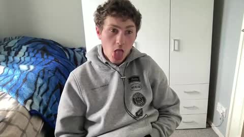 Snapshot of benwardle123 chatting on 02.26.25 READ MY BIO ---  --- READ MY BIO online show from 02.26.25