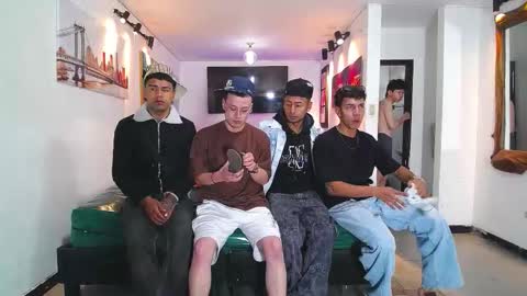 Snapshot of benz_boys chatting on 11.23.25 benz boys online show from 11.23.25