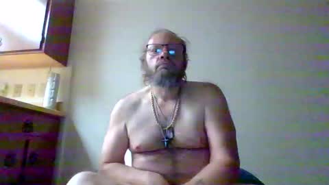 Snapshot of bergeeric1970 chatting on 03.28.26 bergeeric1970 online show from 03.28.26