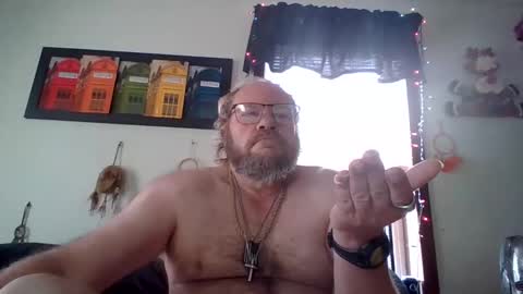 Snapshot of bergeeric1970 chatting on 04.01.26 bergeeric1970 online show from 04.01.26