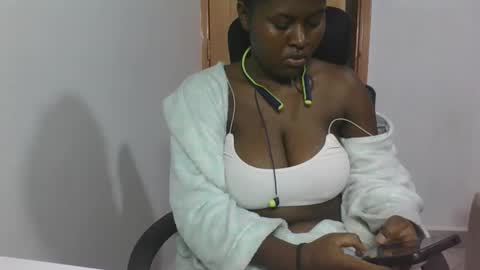 berlin543340 online show from 11.06.25