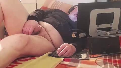 Snapshot of berlinerbaer1963 chatting on 09.23.25 berlinerbaer1963 online show from 09.23.25