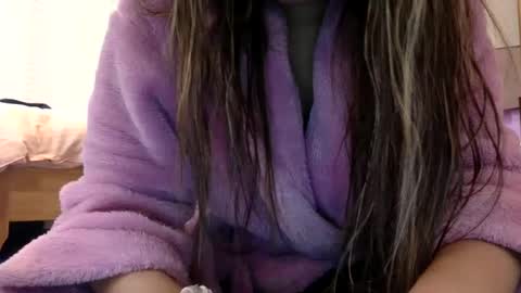 Snapshot of bermudatriangle12 chatting on 03.04.25 tixxie  online show from 03.04.25