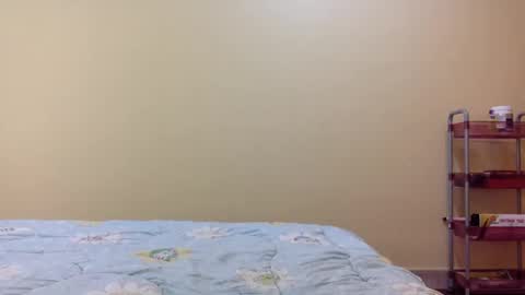 Snapshot of bermudatriangle12 chatting on 11.12.25 tixxie online show from 11.12.25