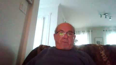 bernard1102 online show from 10.12.25