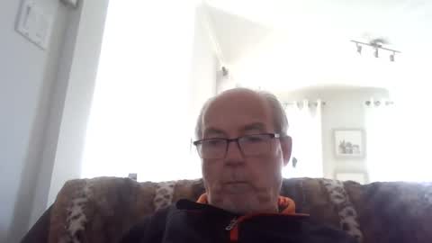 bernard1102 online show from 10.19.25