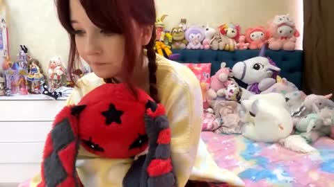 Eva  online show from 04.29.26