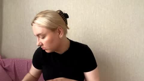 Anny online show from 06.05.26