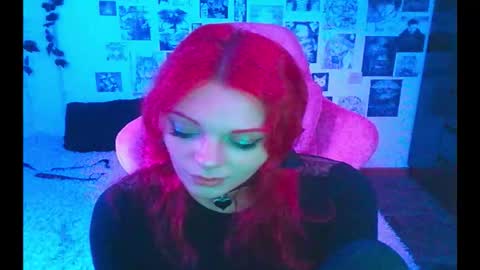 BerrieKitten online show from 10.24.25