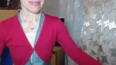 Snapshot of berry2024 chatting on 11.14.25 berry2024 online show from 11.14.25