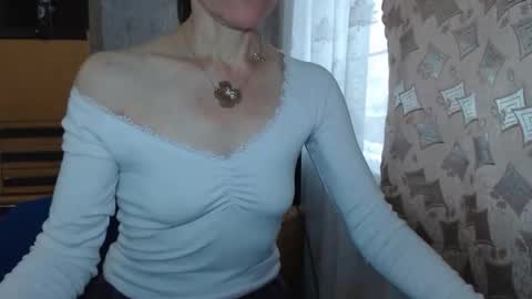 Snapshot of berry2024 chatting on 11.15.25 berry2024 online show from 11.15.25