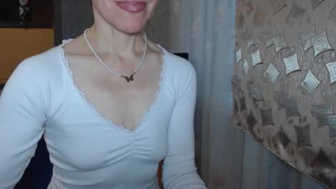 Snapshot of berry2024 chatting on 11.20.25 berry2024 online show from 11.20.25