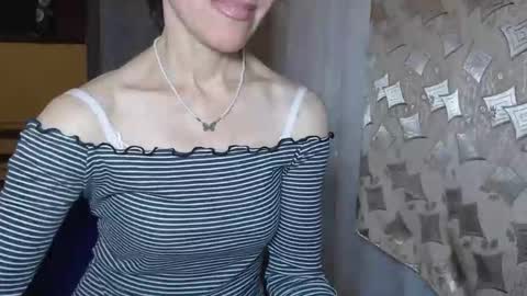 Snapshot of berry2024 chatting on 11.27.25 berry2024 online show from 11.27.25