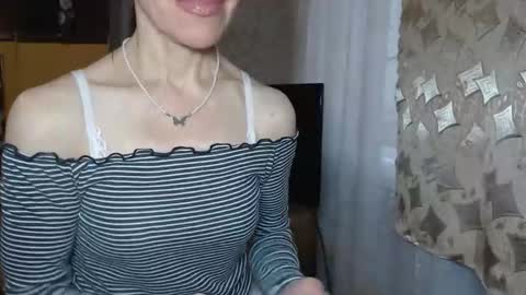 Snapshot of berry2024 chatting on 11.29.25 berry2024 online show from 11.29.25