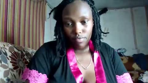 Snapshot of berrythighs chatting on 03.25.26 berrythighs online show from 03.25.26