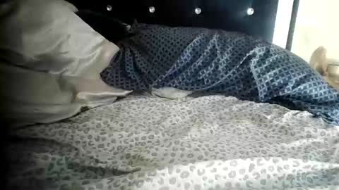 Snapshot of bertdollaz757 chatting on 10.14.25 ToxicPipe757 online show from 10.14.25